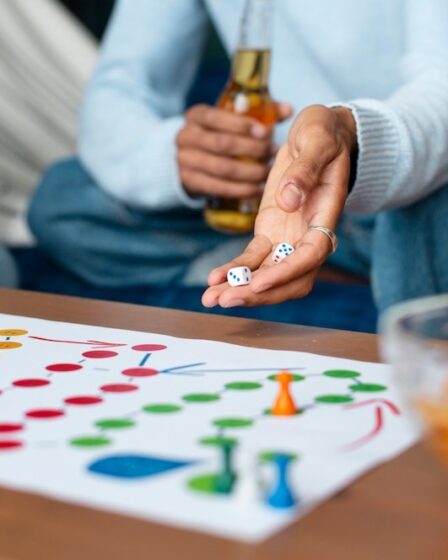 jak spędzić czas z przyjaciółmi - gry planszowe